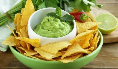 Гуакамоле с оливками