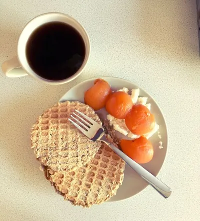 Мягкие овсяные вафли с орехами