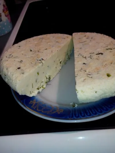 Домашний творог с зеленью