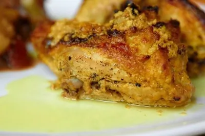 Курица со сметаной и чесноком