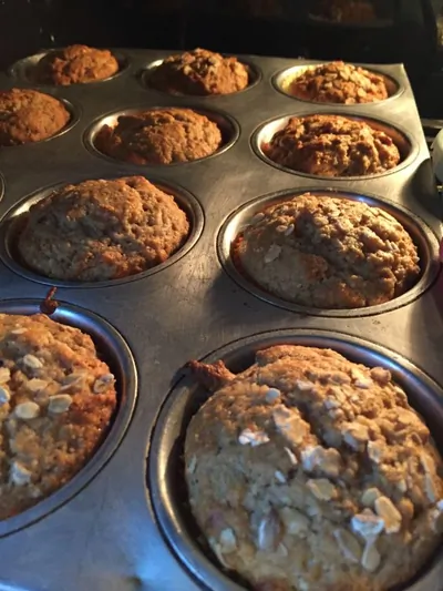 Банановые маффины из полбы