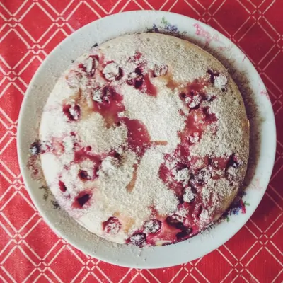 Манник с черной смородиной