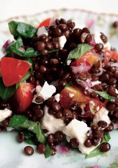 Салат из чечевицы и феты