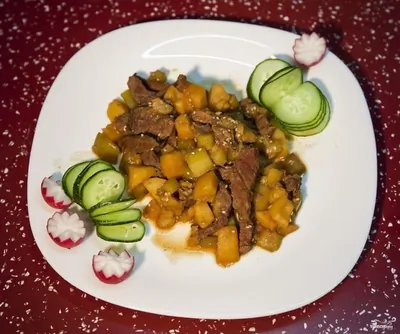 Говядина с болгарским перцем «по-японски»
