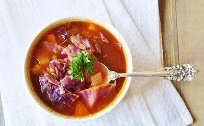 Щи из краснокочанной капусты