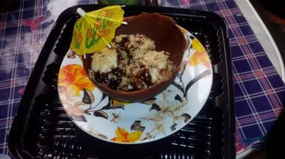 Мороженое с маршмэллоу, песочным печеньем и шоколадной прослойкой