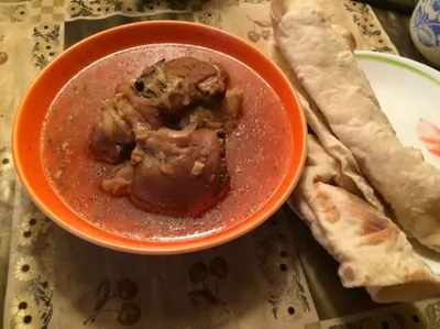 Свиная рулька в мультиварке с домашним лавашом