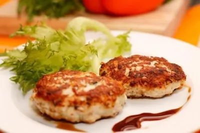 Легкие куриные котлеты