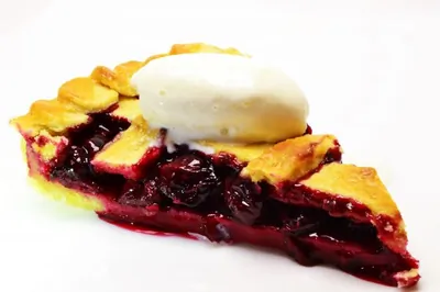 Вишневый пирог на песочном тесте