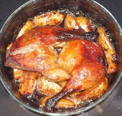 Утка в глазури с печеным картофелем