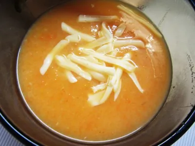 Весенний суп из моркови и картофеля