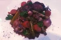 Петух (курица) в вине