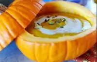 Тыквенный суп с семечками