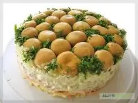 Слоеный грибной салат с колбасой и морковью по корейски