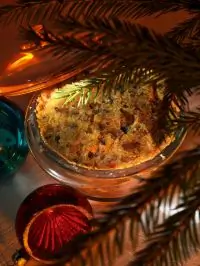 Рождественский пудинг с изюмом