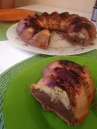 Двухцветный творожный кекс с какао и кокосом