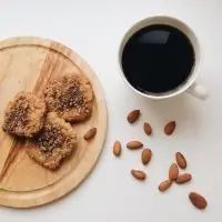 Новогоднее миндальное печенье