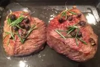 Говяжьи миньоны с морковным пюре