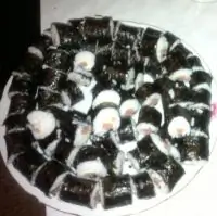 Роллы с лососем