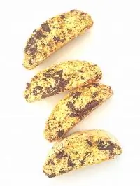 Бискотти с шафраном и горьким шоколадом