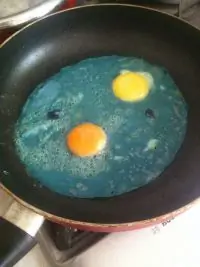 Голубая яичница