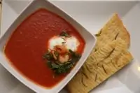 Фокачча с пряным маслом и розмарином