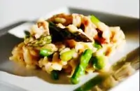 Ризотто со спаржей и зеленым луком