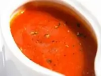 Томатный соус для пиццы с базиликом и орегано