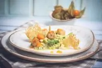 Морской гребешок с овощным ризотто