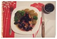 Курица в меду под клюквенным соусом