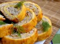 Куриный рулет с омлетом