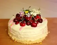 Сметанник с малиновым джемом