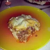 Мясная лазанья с пармезаном