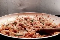 Овощное рагу с розмарином и имбирной настойкой