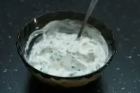 Сметанно-чесночный соус