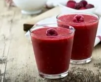 Малиновый коктейль с базиликом