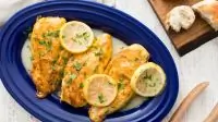 Куриная грудка под лимонным соусом по французски (Chicken francese)