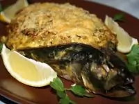 Скумбрия запеченная с картофелем под майонезем