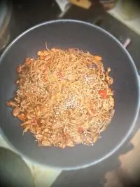 Лапша якисоба с говядиной