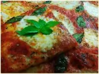 Классическая неаполитанская пицца