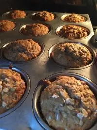 Банановые маффины из полбы