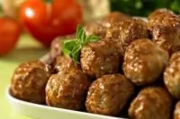 Шарики из говядины жареные с овощами по армянски