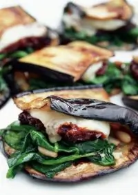 Конвертики из баклажанов