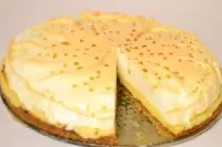 Лимонный пирог с воздушным безе