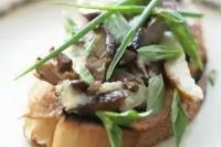 Омлет с грибами и куриной печенкой