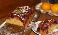 Клюквенный кекс с каремелью