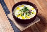 Крем-суп из корня сельдерея с яблоком