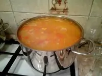 Испанский быстрый суп с мидиями