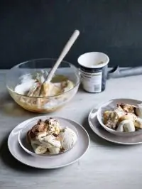 Десерт сандей-баноффи