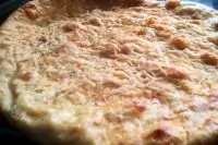 Хлеб с пастернаком, пармезаном и шалфеем